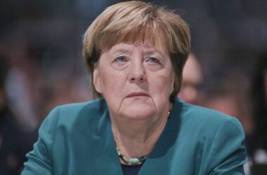 Merkel plant Stipendium für benachteiligte Jugendliche