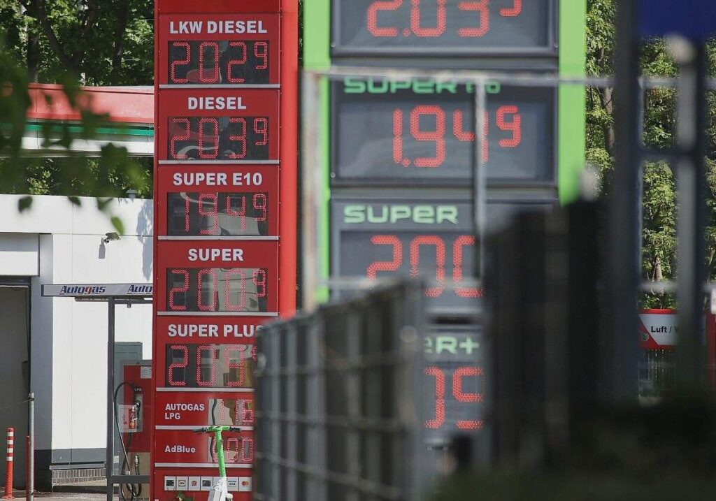 Linkspartei fordert Gewinnmargendeckel für Energiekonzerne