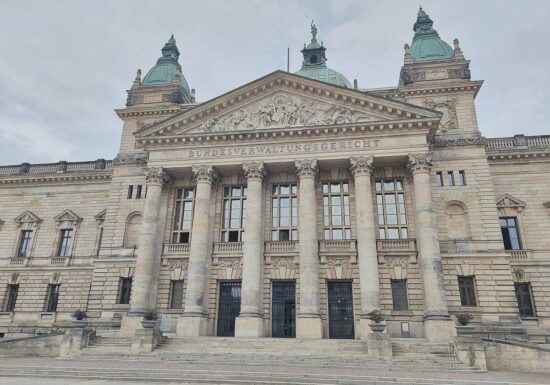 Oberster Verwaltungsrichter: Regierung muss Klimaversprechen halten