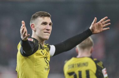 Bundesliga: Dortmund schlägt Frankfurt und wird Vizemeister