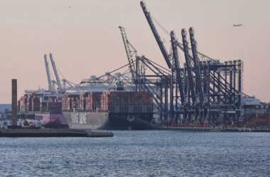 Exporte in die USA sinken deutlich - Importe steigen leicht