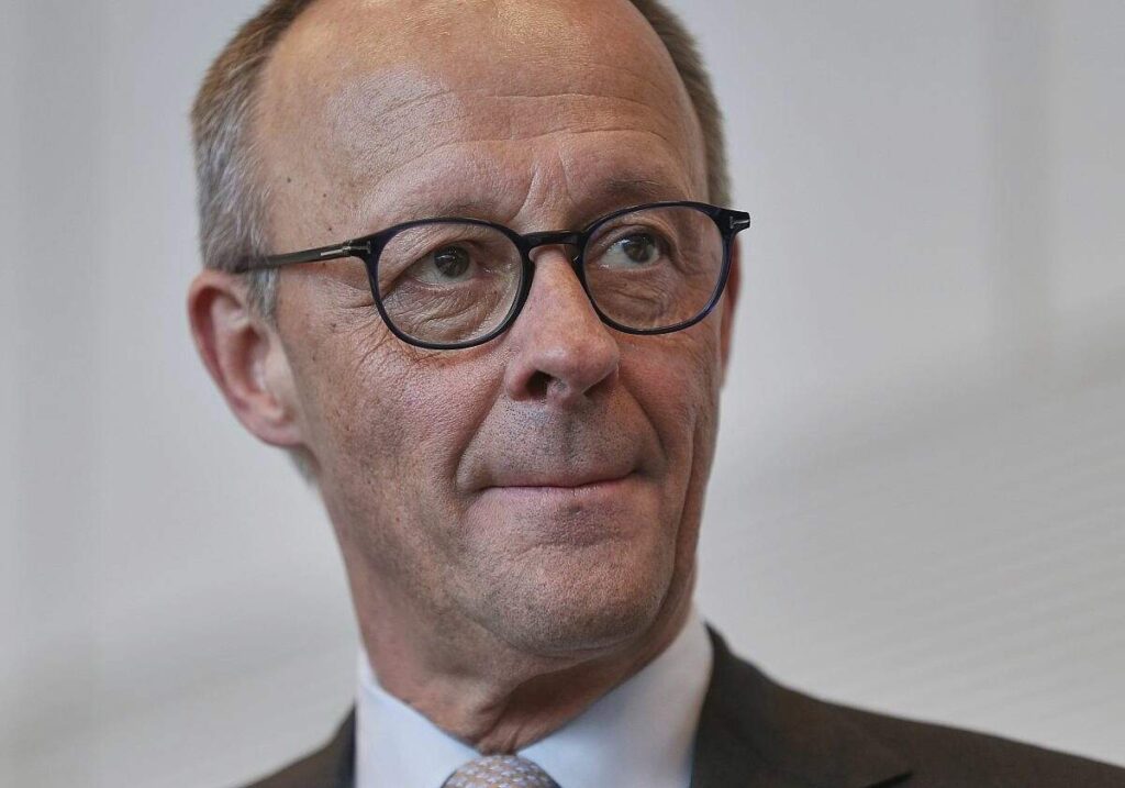 Merz räumt Defizite in der Kommunikation ein