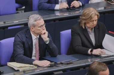 Bas und Wildberger kündigen digitales Sozialportal an