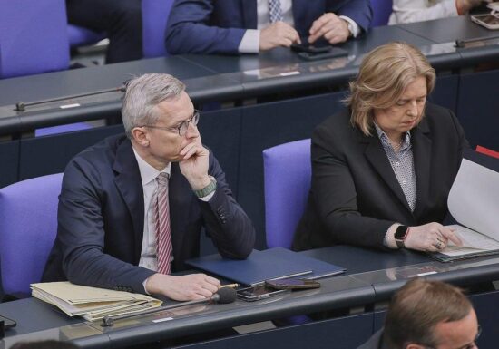 Bas und Wildberger kündigen digitales Sozialportal an