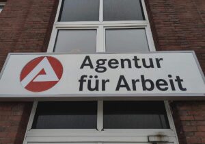 Stellenabbau verlangsamt sich etwas