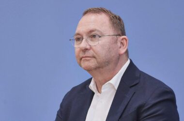 Werneke zieht rote Linien für Reformpaket