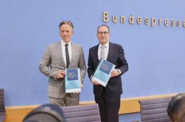 Dobrindt wertet Maßnahmen gegen Reichsbürger als Erfolg