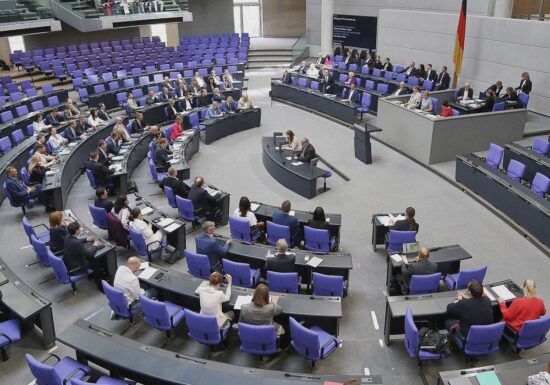 Koalition erwägt schärferen Geheimschutz im Bundestag