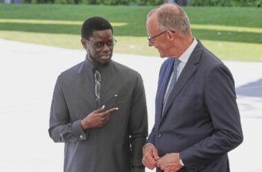 Merz lobt Wirtschaftsreformen in Senegal