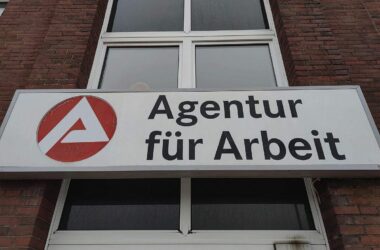 Aufstiegs-BAföG: Zahl der Geförderten leicht rückläufig
