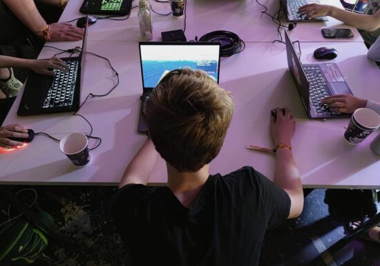 Umfrage: Mehrheit für Social-Media-Verbot für Unter-16-Jährige