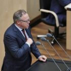 Mario Voigt kündigt bessere Qualitätskontrolle bei KI-Reden an