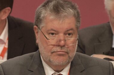 Ex-SPD-Chef Beck warnt Regierung vor Reform-Überforderung