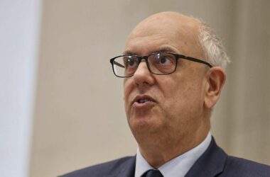 Bremens Bürgermeister kritisiert Rentenkommission