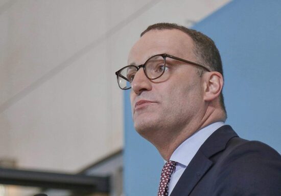 Scharfe Kritik an Spahn nach Thiel-Treffen