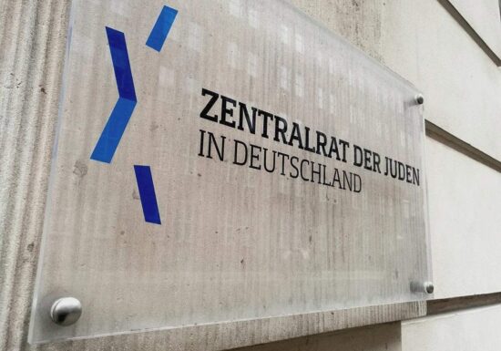 Zentralrat der Juden warnt vor "neuer Normalität" des Judenhasses