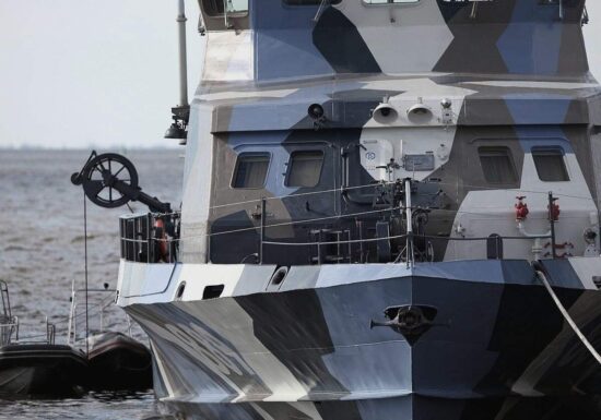 Russisches Kriegsschiff feuert Warnschüsse auf Yacht im Ärmelkanal