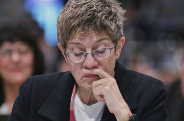 Kramp-Karrenbauer vergleicht CDU mit FC Bayern