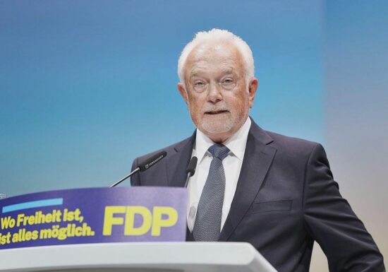 Forsa: FDP erstmals seit Ampel-Aus wieder bei fünf Prozent