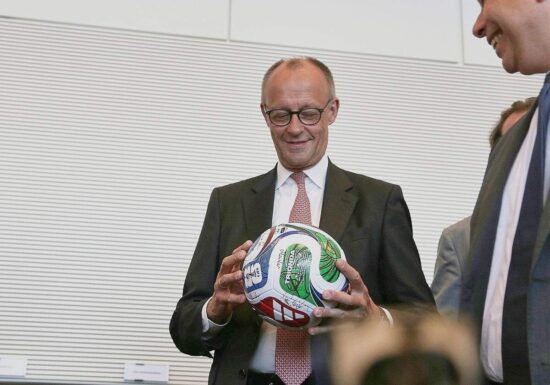 Bundesregierung begrüßt deutsche WM-Bewerbung