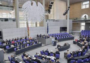 Verfassungsschützer für Prüfung der Geheimschutzpraxis im Bundestag