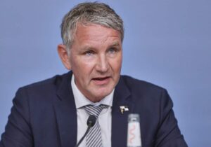 SPD-Politiker fordern Prüfung von Wahlrechtsentzug für Höcke