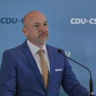CSU-Landesgruppenchef will höheren Spitzensteuersatz