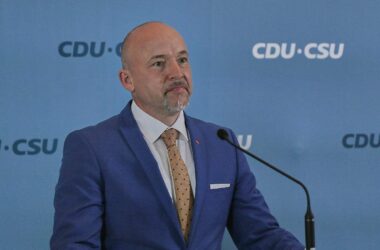 CSU-Landesgruppenchef will höheren Spitzensteuersatz