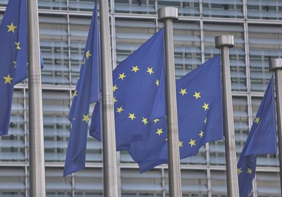 EU verhängt Sanktionen wegen Blockade der Straße von Hormus