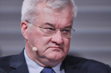 Ukrainischer Außenminister: Sonderregeln für Russen bleiben