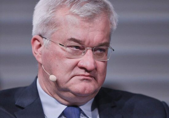 Ukrainischer Außenminister: Sonderregeln für Russen bleiben