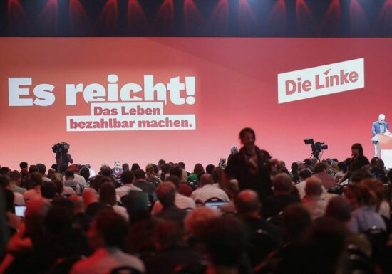 Linke schließt Parteitag ab - Debatte über Gehaltsdeckel erwartet