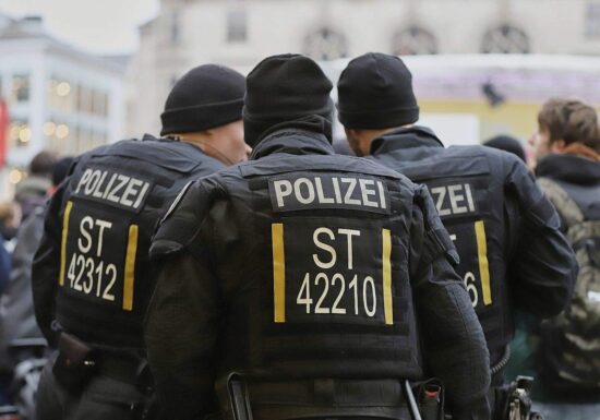 GdP pocht auf Aufrüstung der Polizei