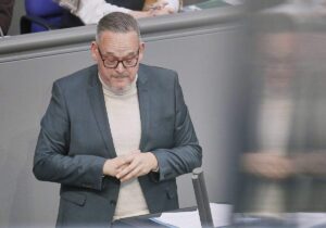 AfD-Politiker Reichardt soll angeblich Hitlergruß gezeigt haben