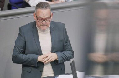 AfD-Politiker Reichardt soll angeblich Hitlergruß gezeigt haben