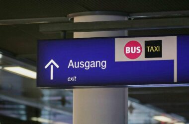 Verkehrsminister glaubt an Zuverlässigkeit der Bahn