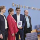 Friedensforscher warnen vor "Welt der Warlords"