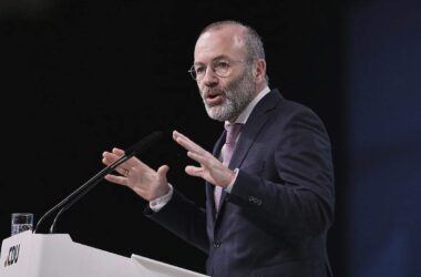 Weber unterstützt EU-Sonderstatus für Ukraine