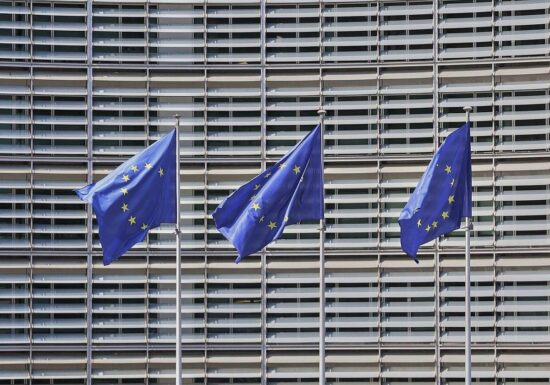 EU will Cloud-Geschäfte von Amazon und Microsoft regulieren