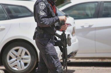 Israelische Armee meldet Raketenbeschuss aus dem Iran