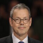 Bofinger warnt vor Integration von Beamten in gesetzliche Rente