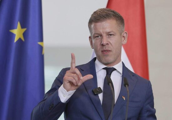 Ungarns Premier Magyar: "Die Marionetten müssen abtreten"