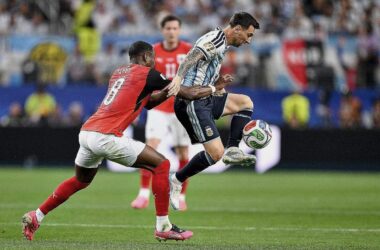 Fußball-WM: Argentinien schlägt Österreich dank Messis Rekordtoren
