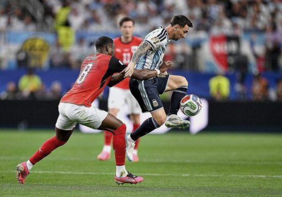 Fußball-WM: Argentinien schlägt Österreich dank Messis Rekordtoren