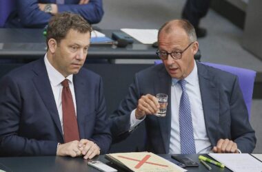 Insa: Union und SPD legen leicht zu