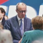 Merkel wirbt für Geduld mit Regierung Merz