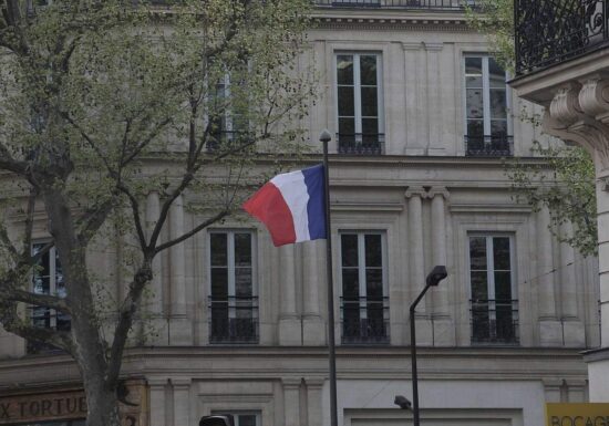 Frankreich meldet ersten Ebola-Fall bei heimgekehrtem Arzt