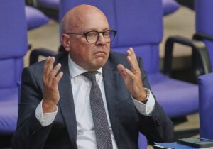 Throm fordert Sanktionen gegen GEAS-Verweigerer
