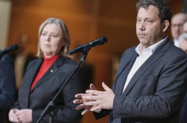 Forsa: SPD legt leicht zu - Union verliert wieder