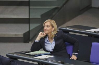 Warken weist Kritik der Pharmabranche bei GKV-Reform zurück